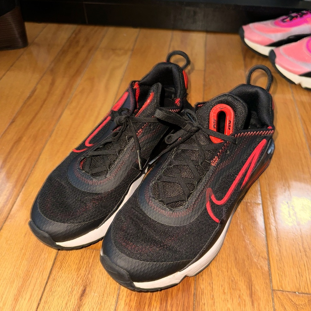 Nike AirMax 2090